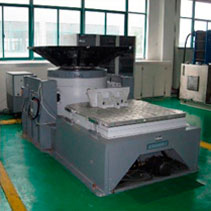 Imagen de un shaker en una exposición de instrutech